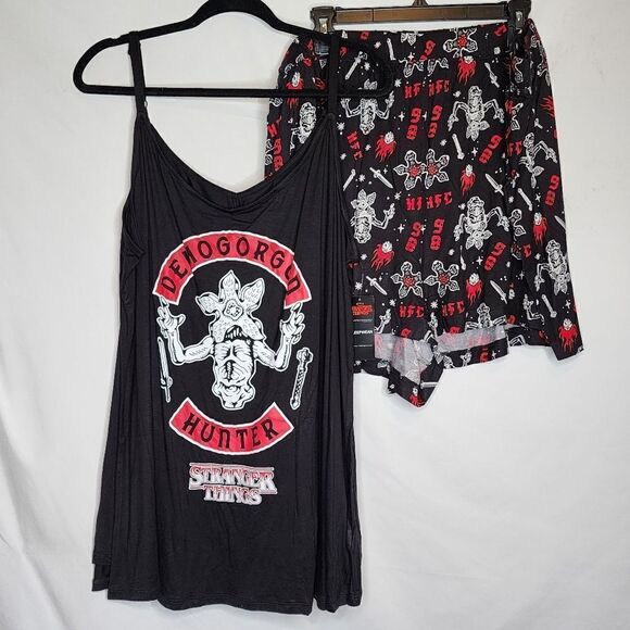 5X 28W Torrid Black Stranger Things Pajama Set Tank Shorts Demogorgon Hunter Red - Picture 2 of 10